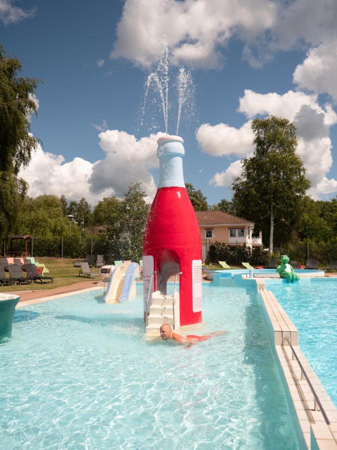 Bjoerkbackens Stugby I Vimmerby Hotel Exterior foto