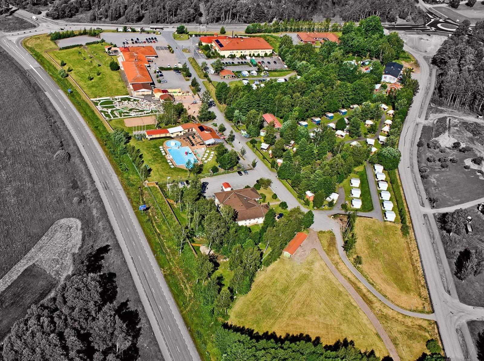 Bjoerkbackens Stugby I Vimmerby Hotel Exterior foto